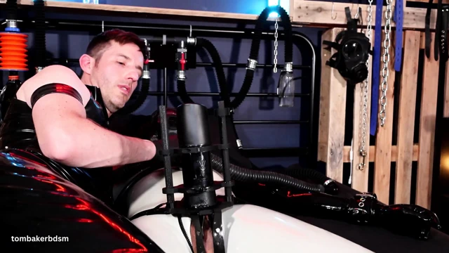 Orgazm kontrolünde lastik dölü eğitiyor bölüm 3 (4k)