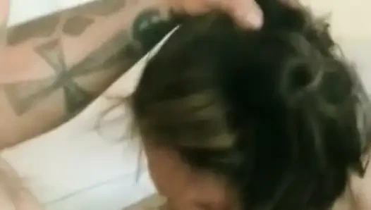 Exhusband kocam hiçbir şey yapmazken beni kullanıyor