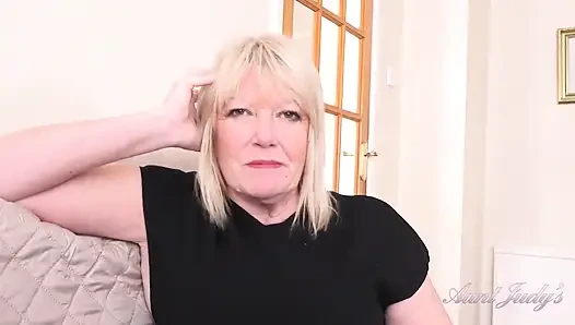 Judys - büyük memeli olgun terapistin Dr. Amy Goodhead tam olarak neye ihtiyacınız olduğunu biliyor