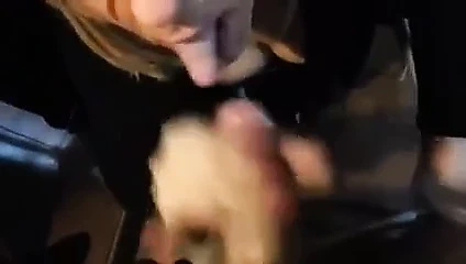 karısı susie ağzı bir arkadaş içinde onun mutfak