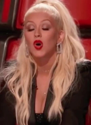 Christina aguilera döngü #4