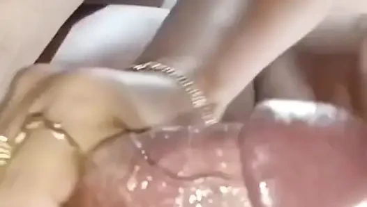 Nag praktis na si Mare putukan sa bibig.