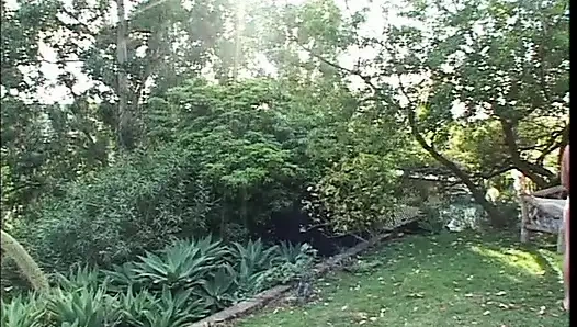 Adem ve Havva yasak ormanda ahlaksız seks yapıyor