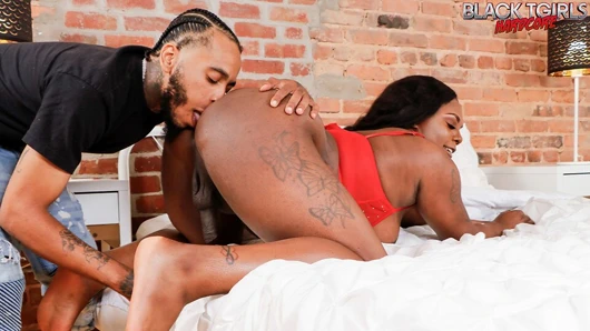 Blacktgirls hardcore: eğlence için eşek yukarı!