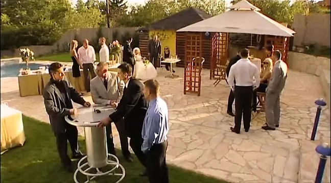 Здесь кончает Жених