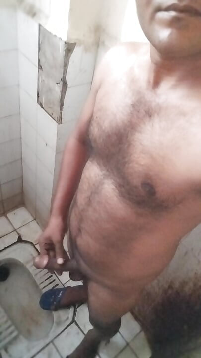 Real boy desi man bathroom masterbation gay alone