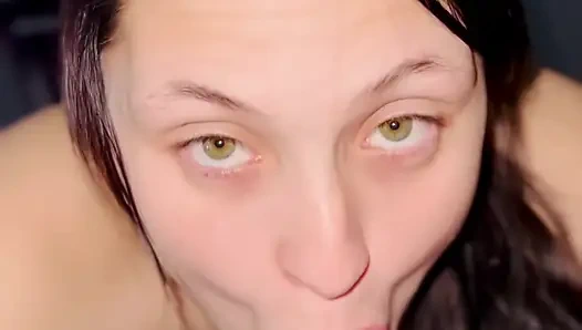 Asılı hayran ağzımı cep amcığı olarak kullandı