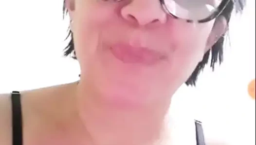 Sıcak canlı - ses yok