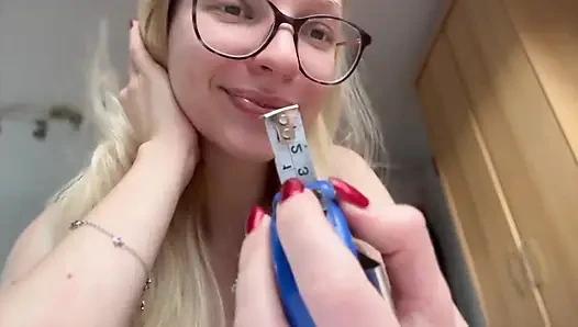 Merhaba cüce dev kadın asmr