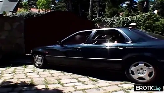 Çifte aksiyonda tamamen deliniyor