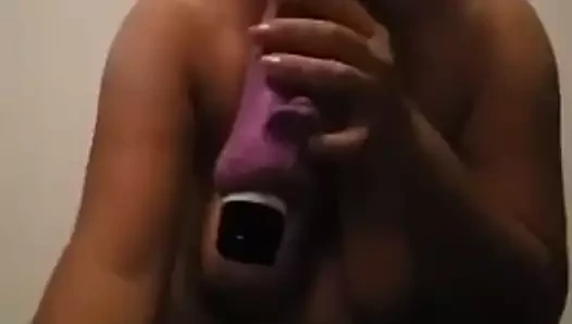 Molly Maus reitet Dildo 2