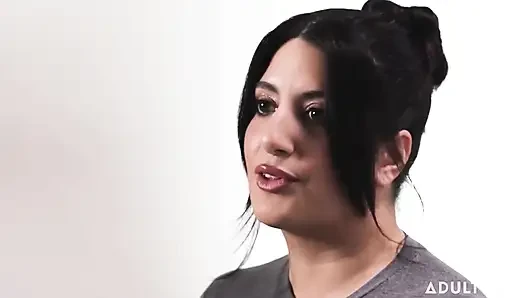 Sarah Arabic her gün şimdiye kadarki en iyi grup seks partisine sahip! | yıldızı röportajı | Adult Time