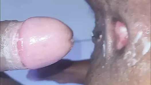 açık anal sarkma yapıyor