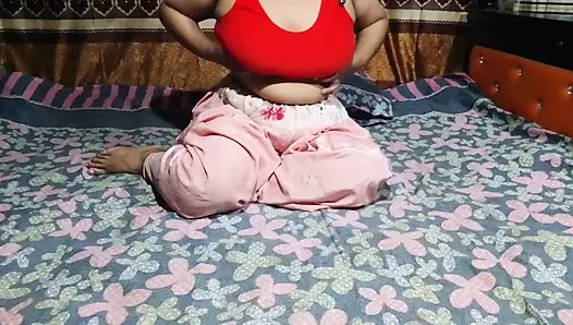 Stepbrother and stepsister went to her bedroom to have sex-sexboy