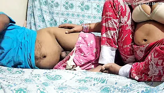 Hintli öğretmen ve öğrenci sınıfta seks yapıyor 28765