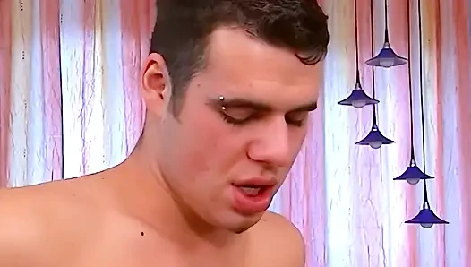 Vahşi açık Havada Sikişiyor Ve Sert Sakso Çekiyor