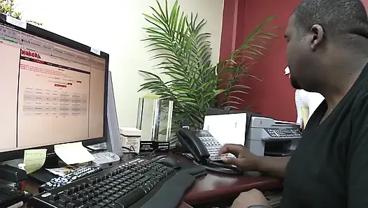 Orta yaşlı seksi kadını web'de sik