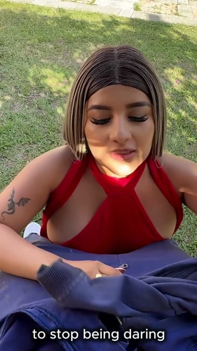 Sarışın Kolombiyalı Naty Delgado'nun podcast'i açık havada seksle bitiyor - Brian Evansx | Bölüm 1