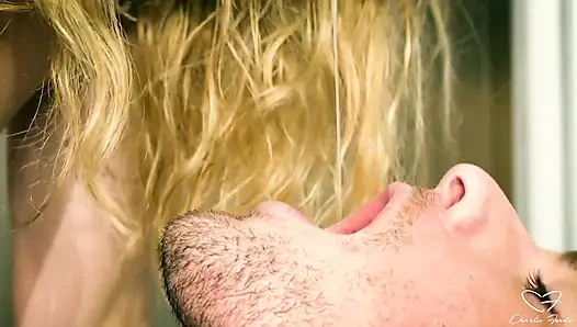 Lateks başrolde Charlie Forde, Kyron Kruger