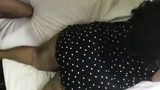 Wow! Seksi iri güzel kadın kraliçe vusi için çok erken geldi