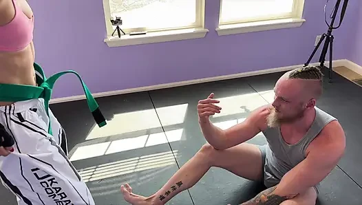 Lora cross v andy savage seks güreşi