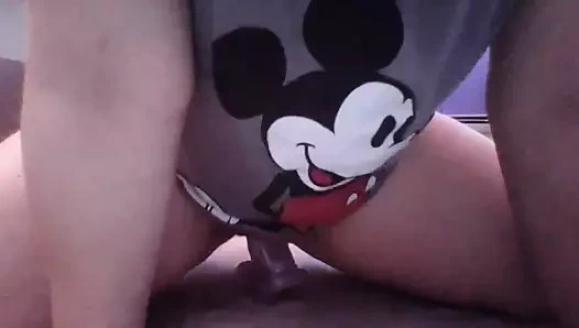 karısı sürme onu mor yapay penis