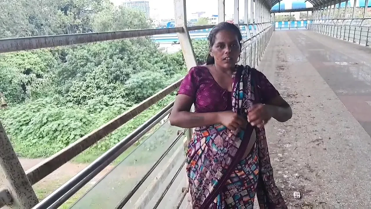 Jungle mai Delhi vali Bhabhi Desi School Girls Friends Threesome Xxxx video , Indian Desi School Friends Threesome Fucking Xxxx