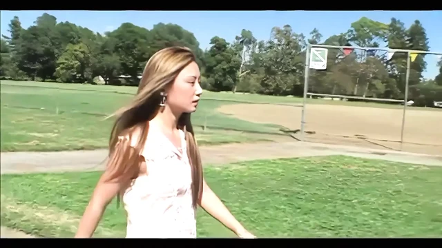 Taylandlı Michelle neredeyse bakire