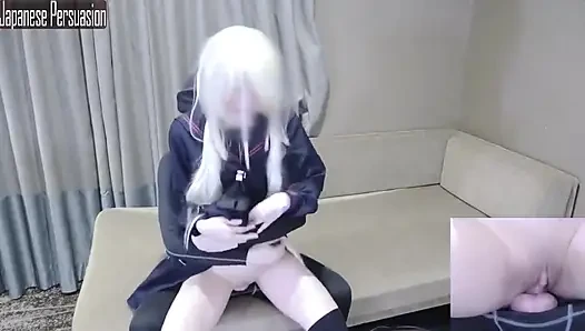 İnce oyuncu yeni gelen, cesur ve yoğun bir dölleme anının tadını çıkarıyor cosplay tarzında geri dönüyor - angle3