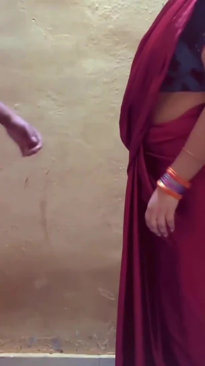 Мощный момент из "бхабхи Ки Ган и Ki Chudayi в красной сари"