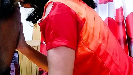 Olgun ateşli bayan bbc emmekten hoşlanır.