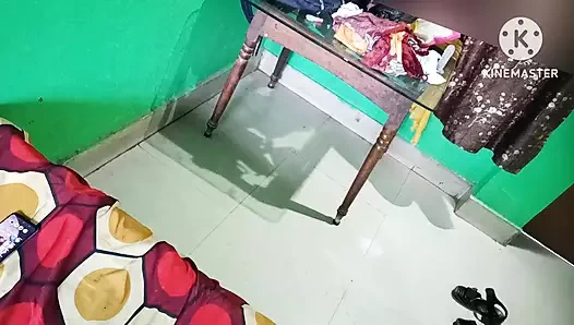 Gerçek üvey anne ve üvey oğul hardcor desi seks Hintli anne romantik üvey anne büyük göğüsler büyük götlü büyük yerel seks erkek arkadaş kız arkadaş seks