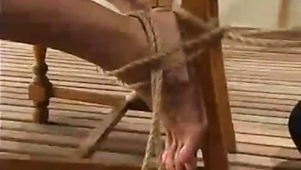 Bir busty bebek venüs için inanılmaz esaret tekniği