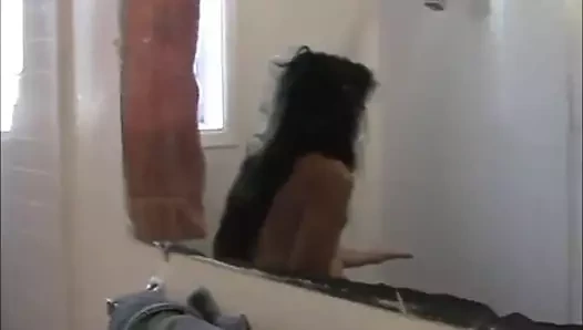 Kıllı milf içinde the duş