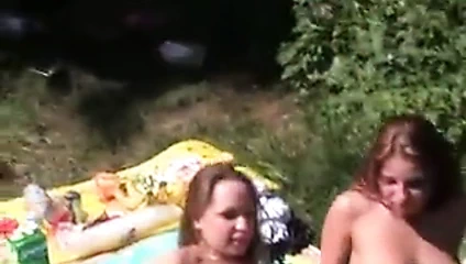 iki sıcak öğrenci kızlar iş bir horoz