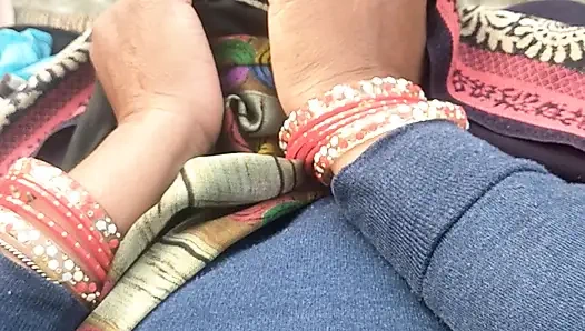 Hintli desi çift evde seks yapıyor Hintçe romantik ses