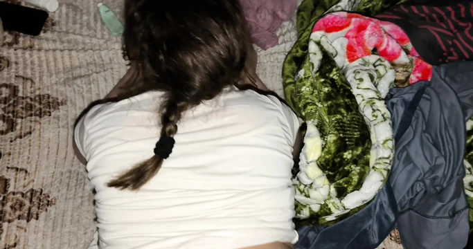 Arap ateşli evli kadın Mısırlı Arap Sharmota'yı sikiyor