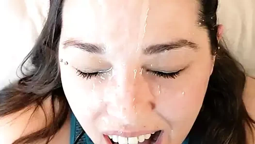 Muhteşem kız dt verir ama gözlük üzerinde boşalmak istemiyor