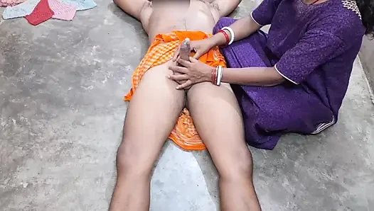 Köylü yenge desi hardcore ile sikişiyor