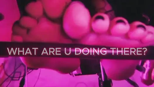 Bakış açısı insan mobilyası: müziğimin tadını çıkarırken kıpırdama İtalyan tanrıçan