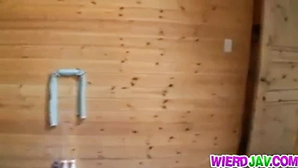 Riona suzune cimri giysilerle erkekleri kızdırdı