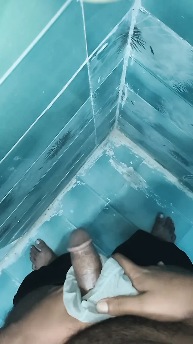 Yalnız çocuk baldızının pantolonuna💦 vurdu.