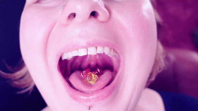 Eating Chewing Fetish: Giantess Vibes. No Chances for Little Jelly Teddybears! Arya Grander