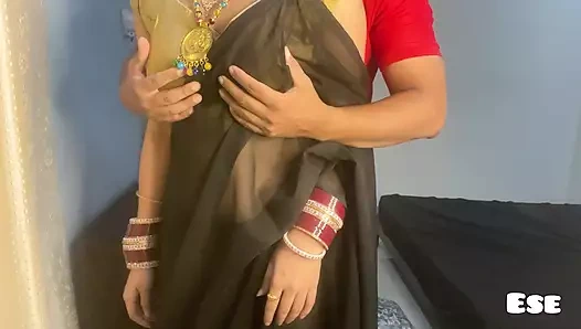 Ateşli evli kadın kocasıyla sikişiyor