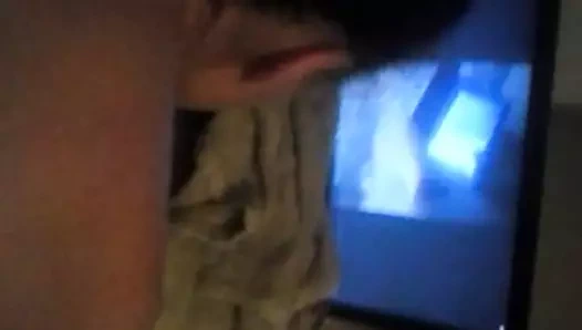 j'aime regarder mes tribute pendant mr me fait plaisir lol