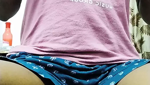 Hintli desi yenge bilinmeyen çocukla görüntülü görüşme - gündüz videosu, viral, mms sızdırıldı 7