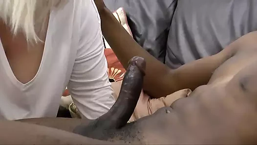 Tombul anneanne sikikleri minyon ev çocuğu