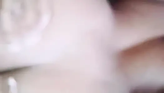 Ateşli, büyük götlü, büyük memeli bir kadın yedim