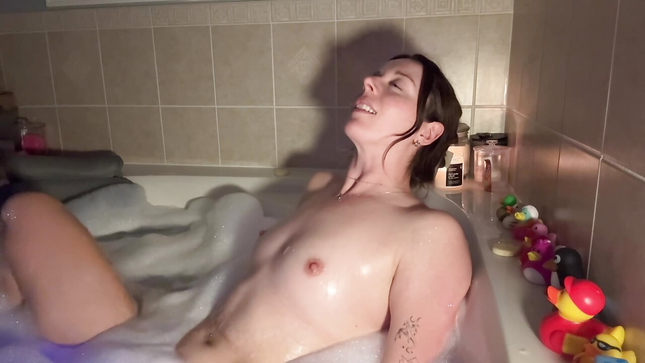 Banyo zamanı baloncukları ve orgazmlar
