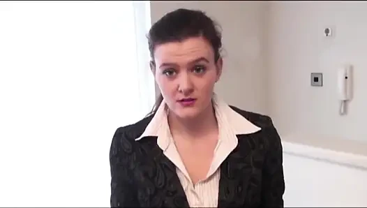 Stephanie uk ofis kızı